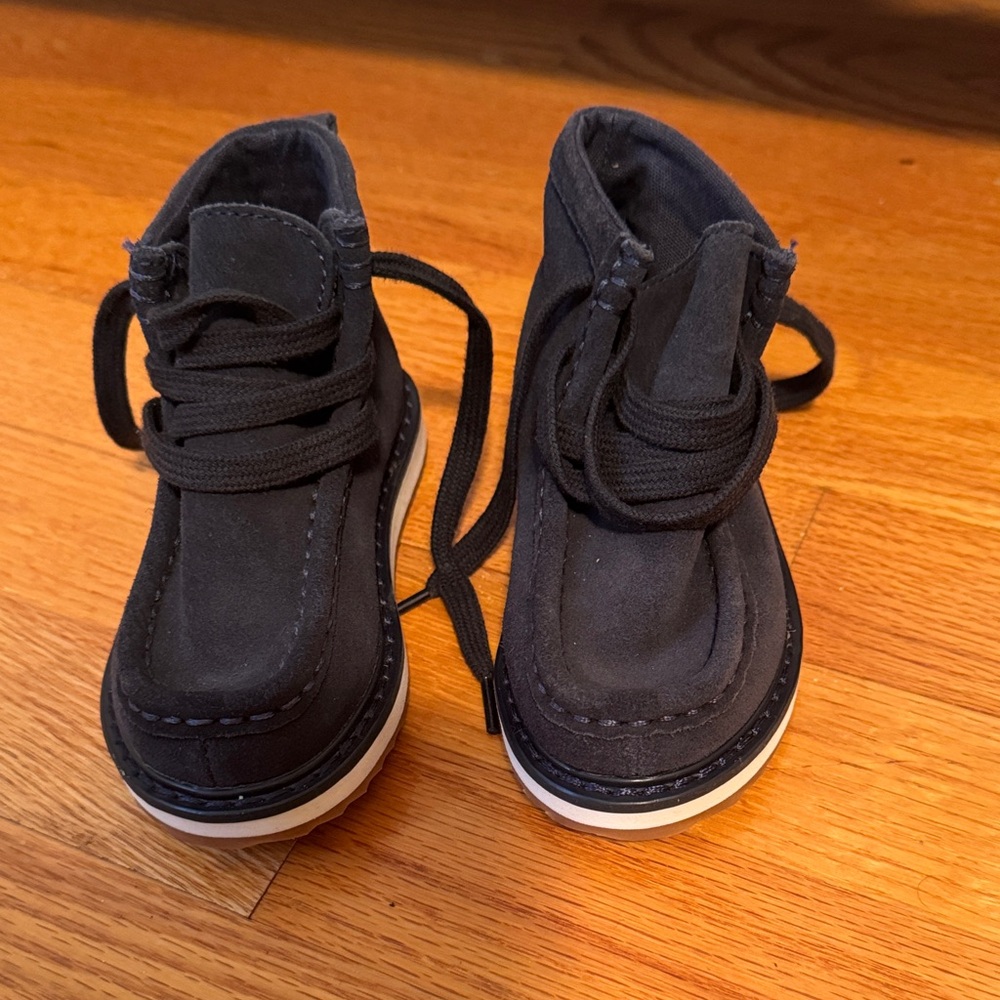 GAP | Toddler Boots Size 6 – Never Worn